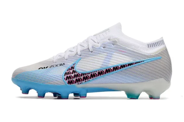 Nike Phantom GT White Blue Knit Upper Patterned Swoosh Overlay Firm-Ground Soccer Shoes 8