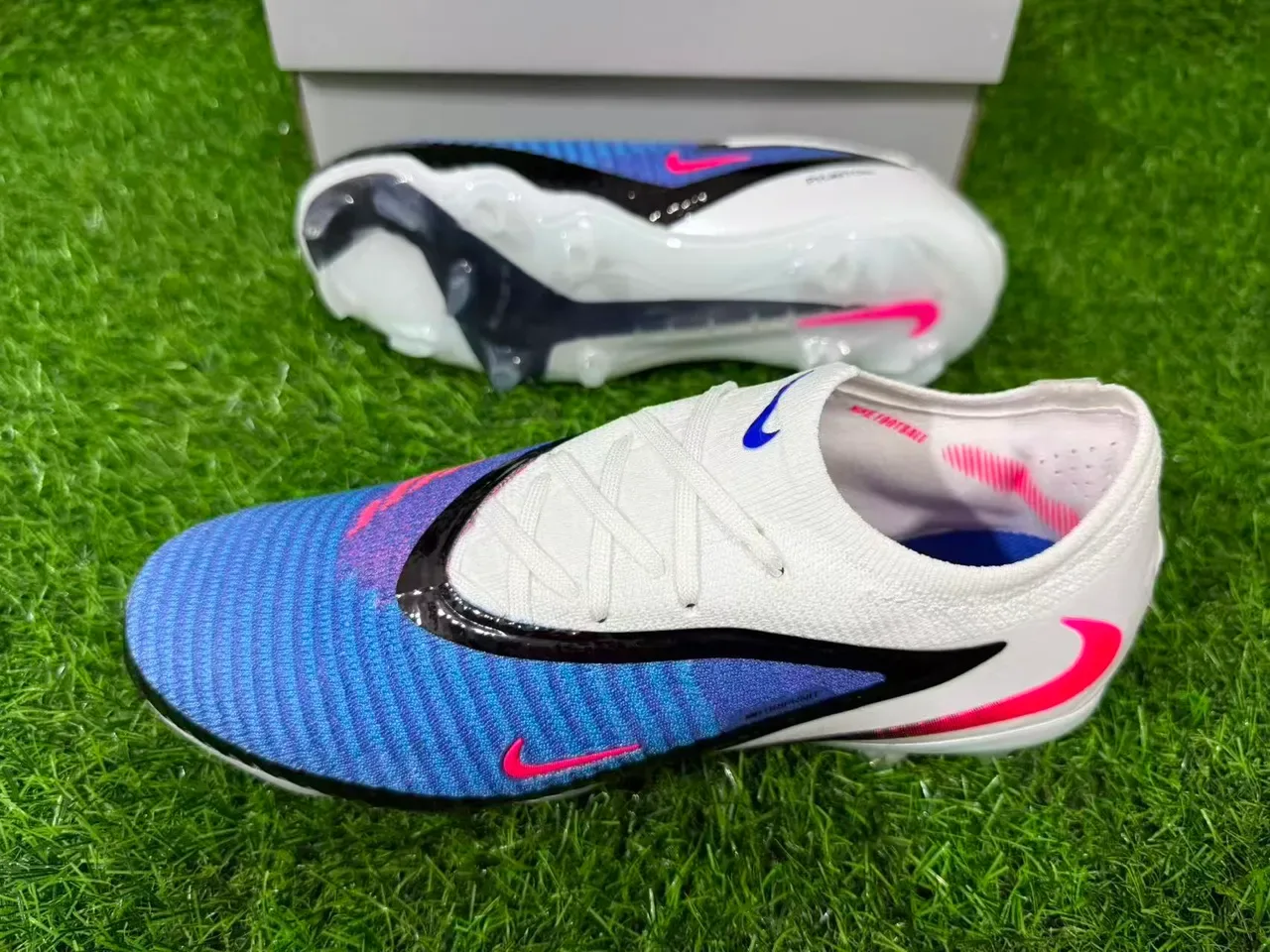 Nike Phantom GT أحذية كرة القدم أبيض أزرق منخفض القطعة قماش الرباط أرض صلبة 6