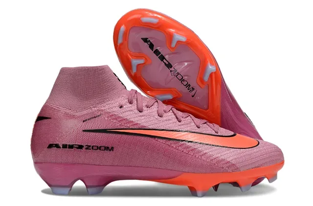 Nike Zapatillas de fútbol con empeine de tejido rosa y negro, suela iridiscente holográfica, para tierra firme 17