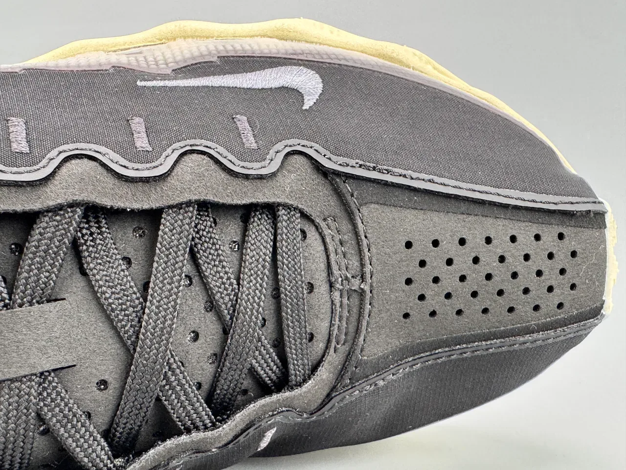Nike Pixel Cage Low-Top Lifestyle Sneaker 2