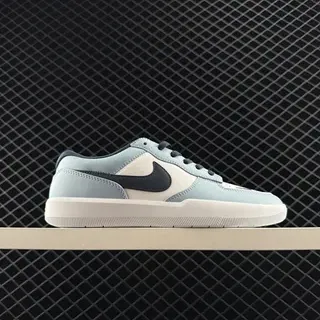Nike SB Chrono Solarsoft हल्का नील और नेवी स्केटबोर्ड जूते