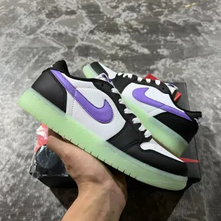 Nike SB Dunk Low أسود أرجواني جلد وصناعي العلوي أحذية رياضية للأسلوب الحياة