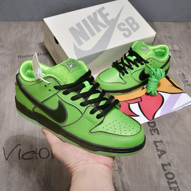 Nike SB Dunk Low সবুজ কালো ছিদ্রিত টো স্কেটবোর্ড জুতা 2