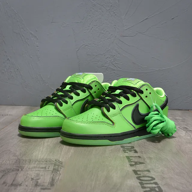 Nike SB Dunk Low সবুজ কালো ছিদ্রিত টো স্কেটবোর্ড জুতা 4