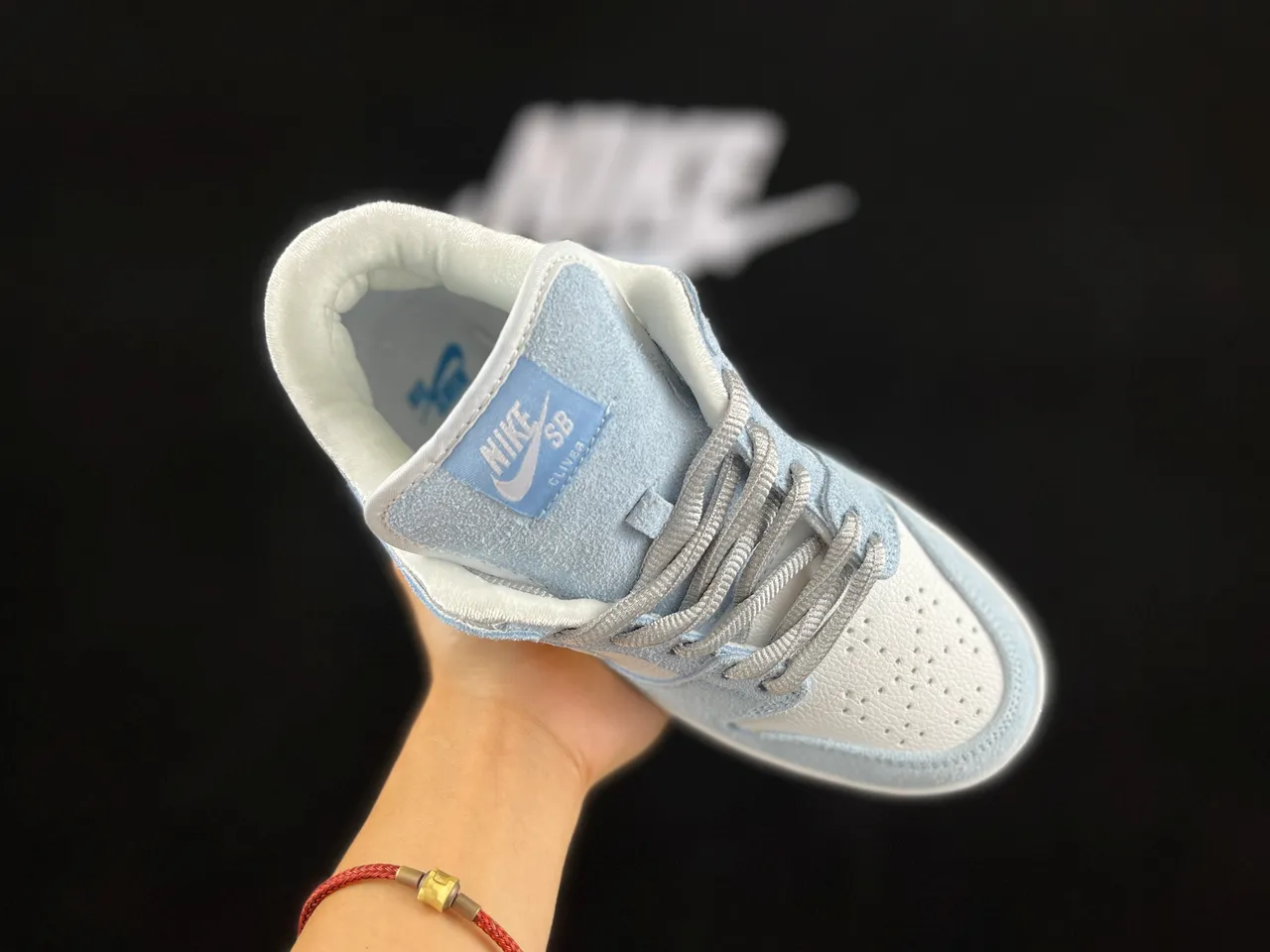 Nike SB Dunk Low हल्का नीला और सोने का स्केटबोर्ड जूते 3