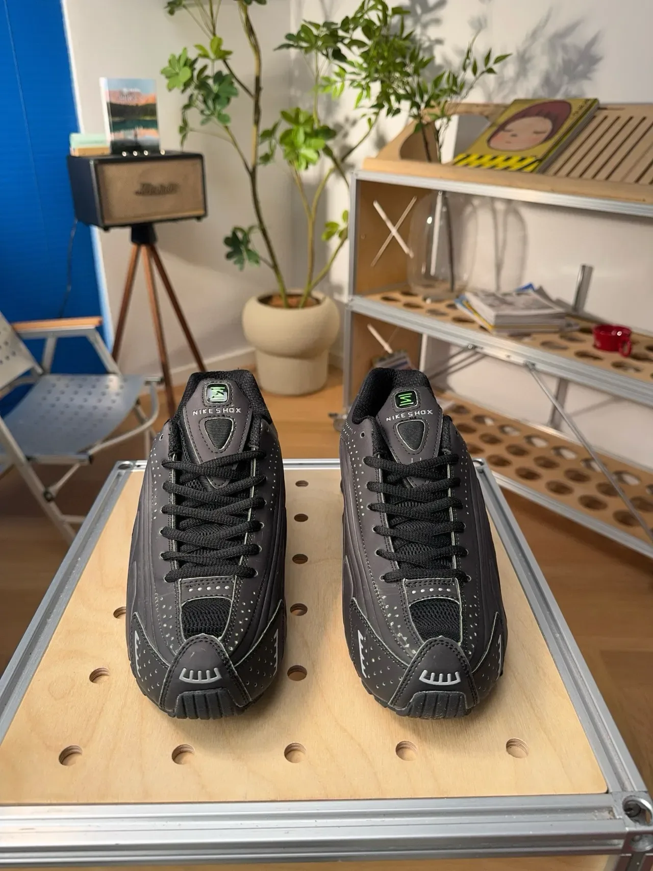 Nike Shox NZ Black Lifestyle Sneakers 5