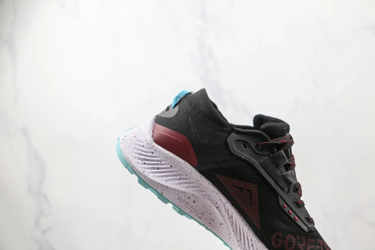 Nike Trail Black Red GORE-TEX वॉटरप्रूफ रनिंग जूते 5