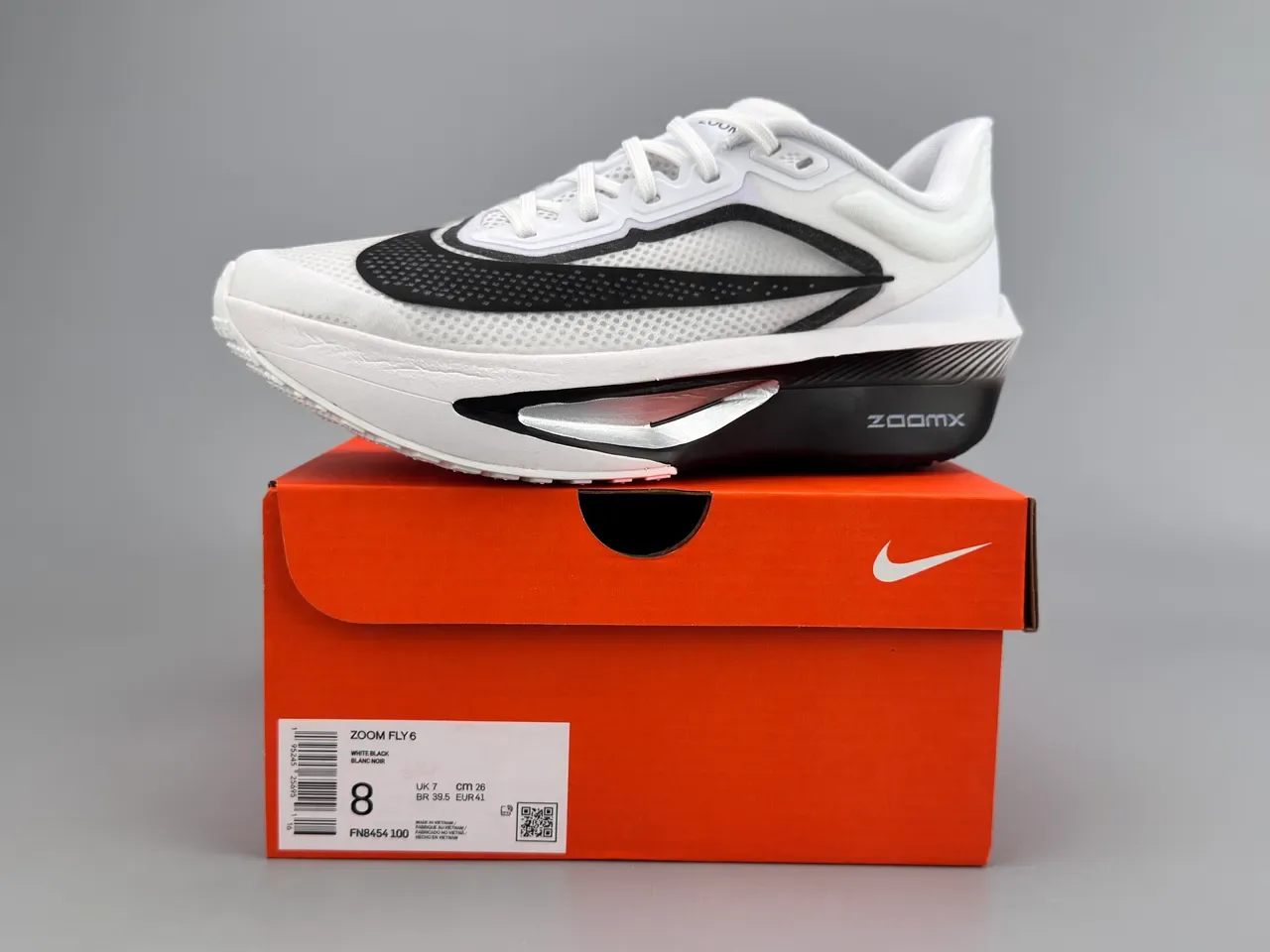 Nike Chaussures Running Blanc Noir Upper Malla Engineered Midsole Sculpted ZoomX 2
