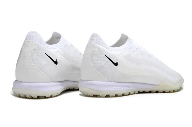 Nike White Black Knit Upper Iridescent Wave Stripe Turf Soccer Shoes 4