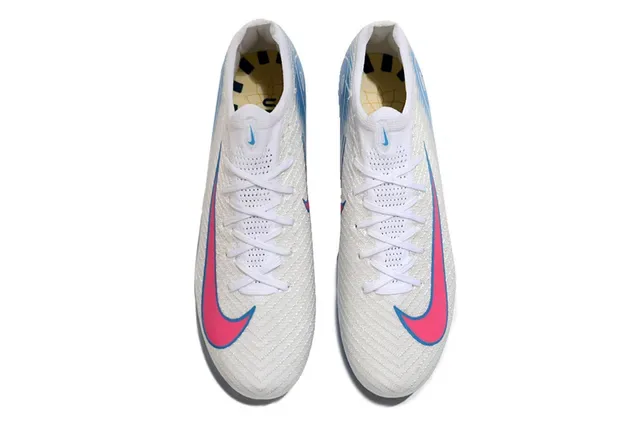 Nike সাদা নীল লো-কাট মোল্ডেড-স্টাড ক্লিট টেক্সচার্ড সিন্থেটিক আপার ফার্ম-গ্রাউন্ড সোকার শু 2