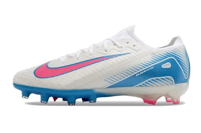 Nike সাদা নীল লো-কাট মোল্ডেড-স্টাড ক্লিট টেক্সচার্ড সিন্থেটিক আপার ফার্ম-গ্রাউন্ড সোকার শু 8