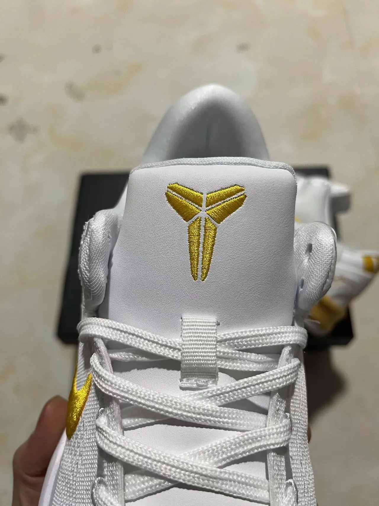 Nike White Gold Knit Upper Basketball Shoes 4