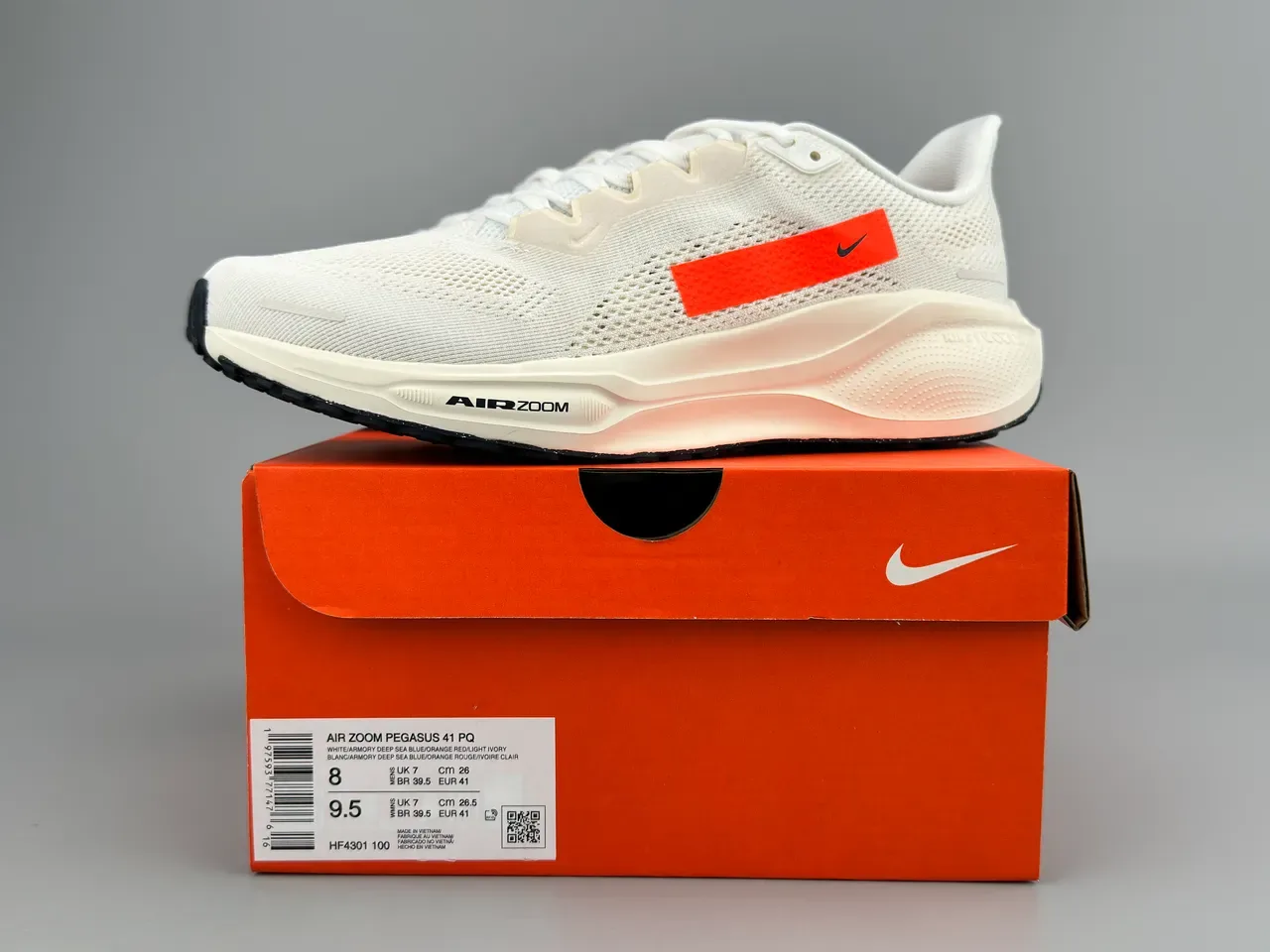 Nike White Orange Engineered Mesh Upper Swoosh Tab Accent Running Shoes 4