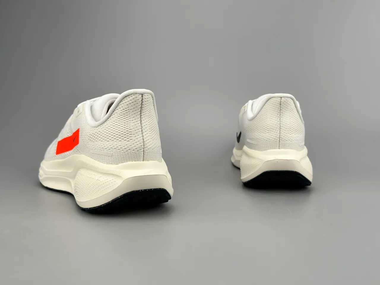 Nike White Orange Engineered Mesh Upper Swoosh Tab Accent Running Shoes 6
