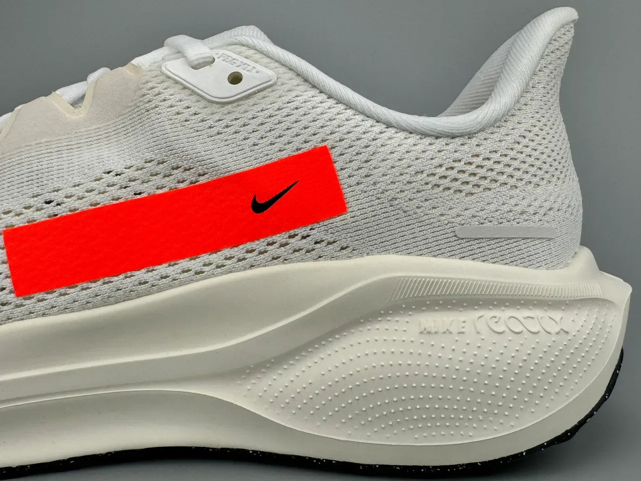 Nike White Orange Engineered Mesh Upper Swoosh Tab Accent Running Shoes 7