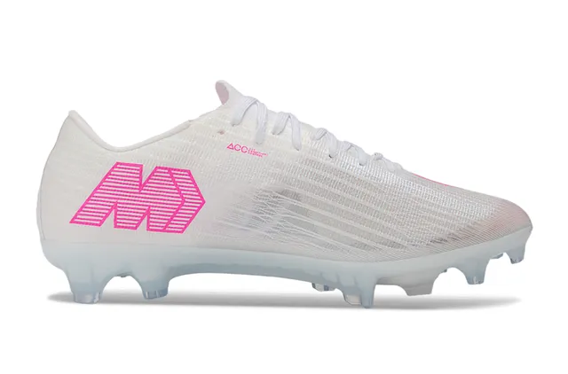 Nike chaussures de football blanc et rose Flyknit Upper semelle translucide Firm-Ground 5
