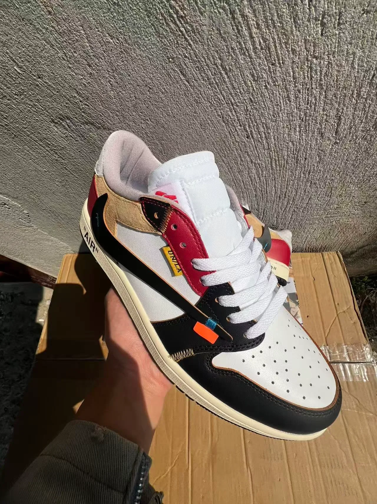 Nike x Off-White Air Jordan 1 Low 'University Red' 生活方式运动鞋 2