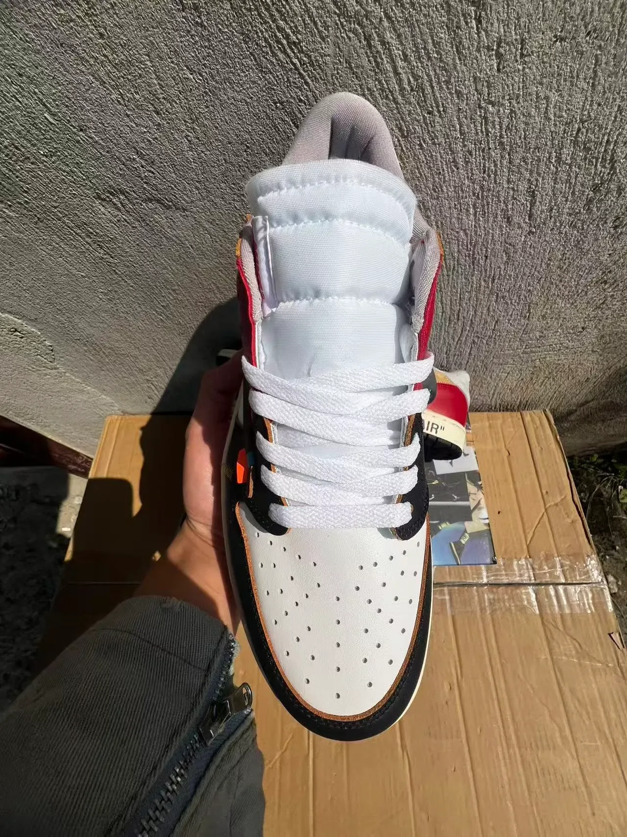 Nike x Off-White Air Jordan 1 Low 'University Red' 生活方式运动鞋 3