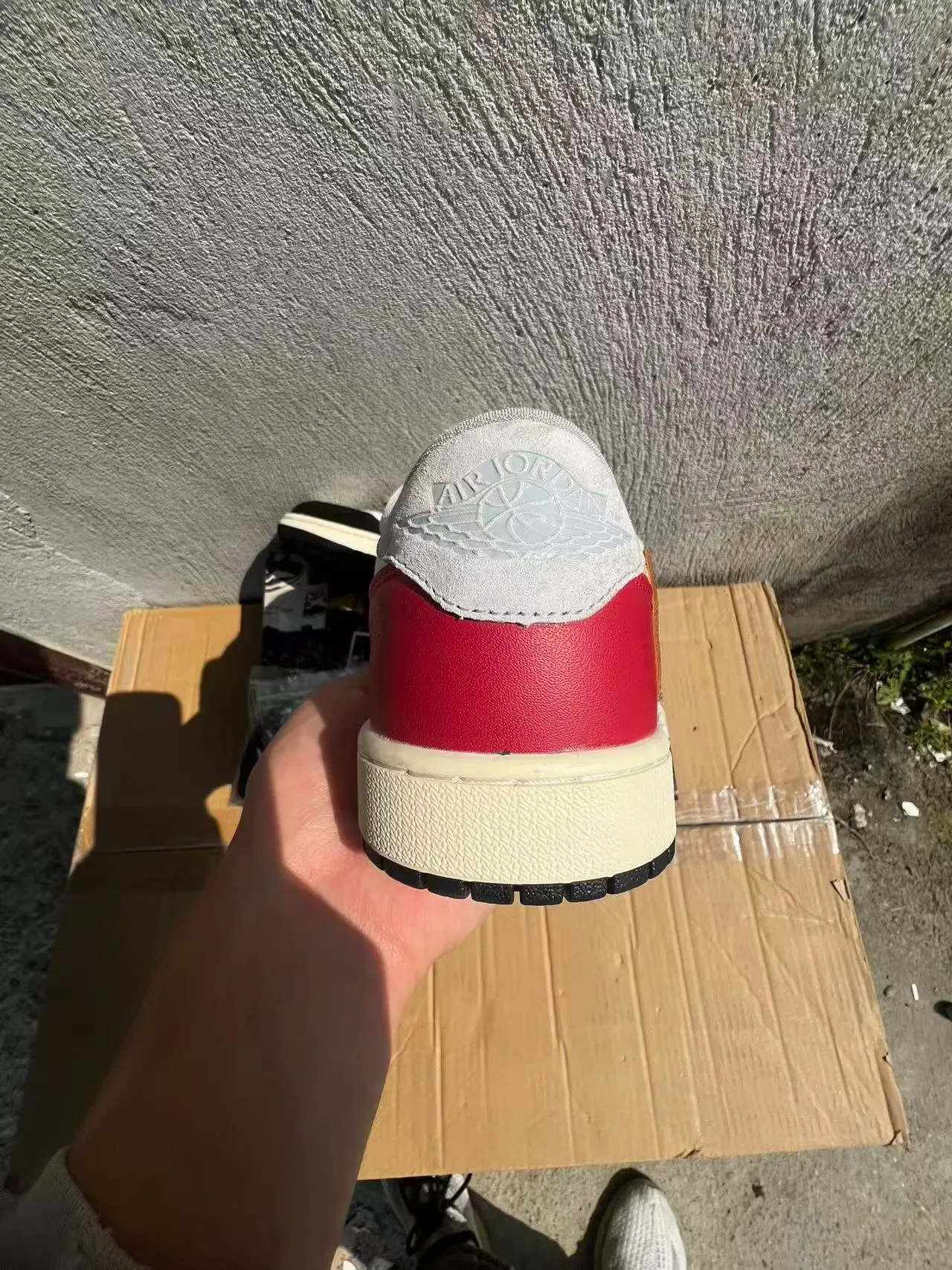 Nike x Off-White Air Jordan 1 Low 'University Red' 生活方式运动鞋 8