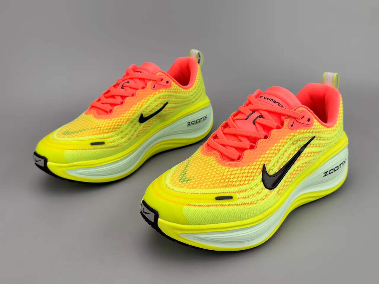 Nike Yellow Pink Engineered Knit Upper Sculpted ZoomX Midsole Running Shoes 9