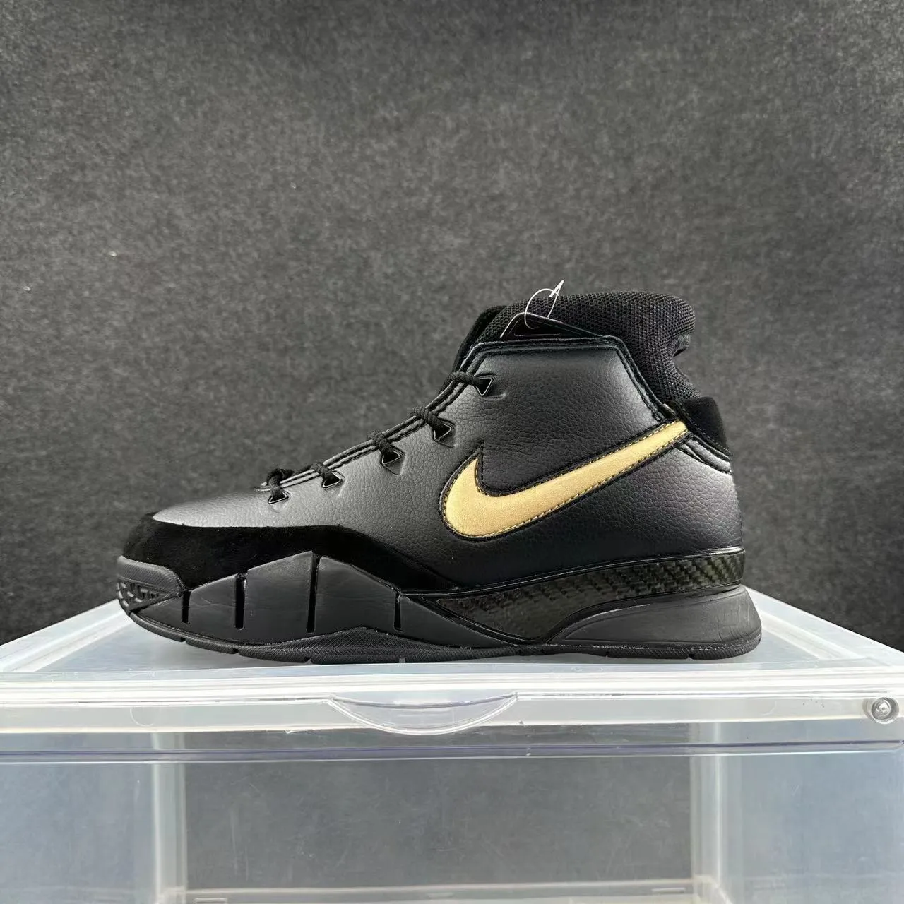 Nike Zoom Kobe IV Black Gold Basketball Shoes 2