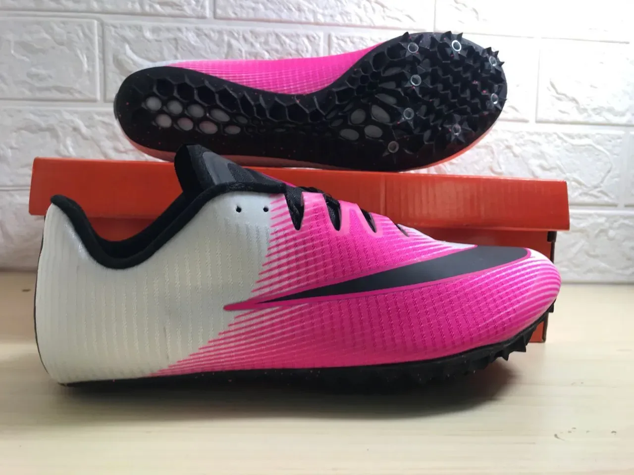 Nike Zoom Victory Track Spike White Pink Black Running Shoes 9