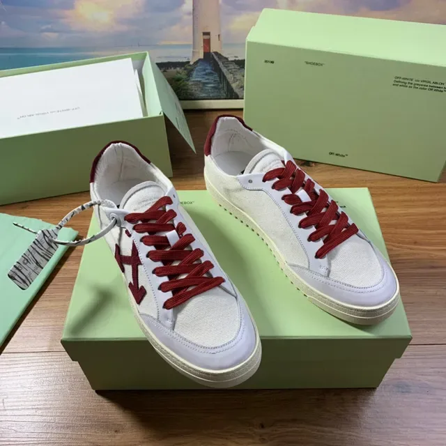 Off-White Diagonal Arrow Low Branco e Borgonha Tênis Lifestyle 7