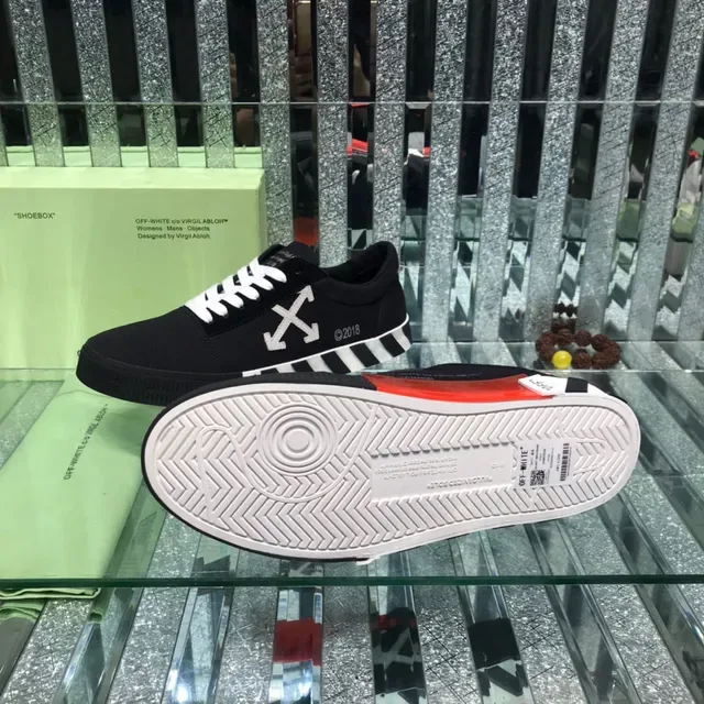 Off-White Low Vulcanized Black White Industrial Design Lifestyle Sneakers 2