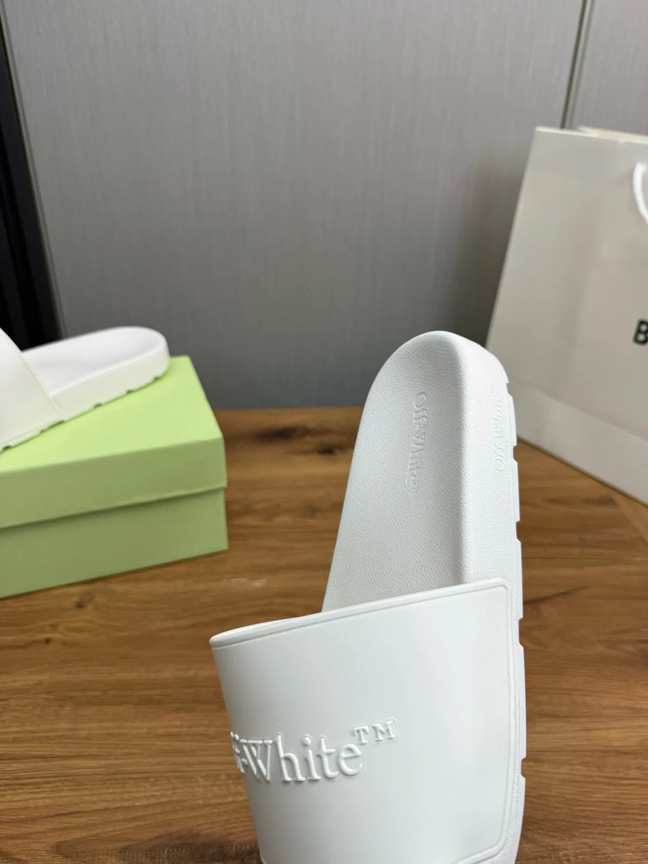 Off-White Slide White Slipper 9