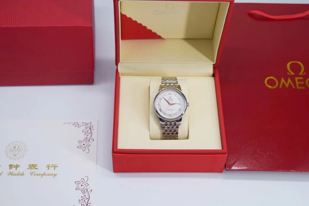 Omega De Ville وجه أبيض بلون فضي ساعة ميكانيكية 3