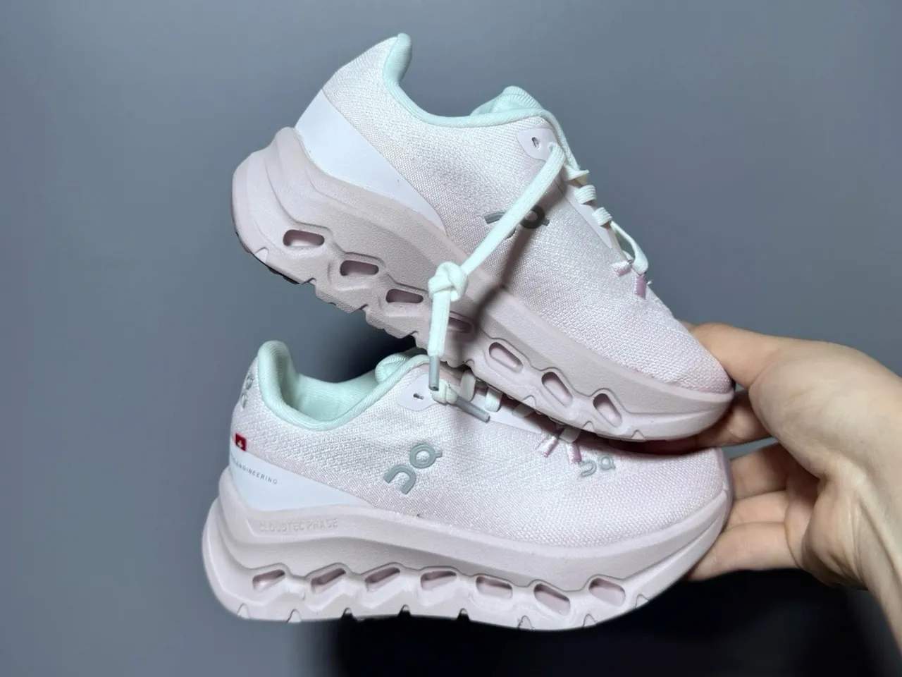 On Cloud gris rosa upper knit midsole esculpida zapatillas chunky 23