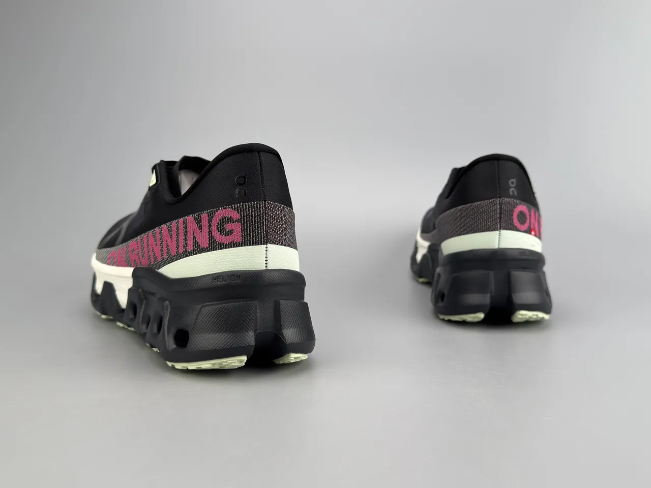 On Cloudmonster Black Pink White Chaussures de course 4