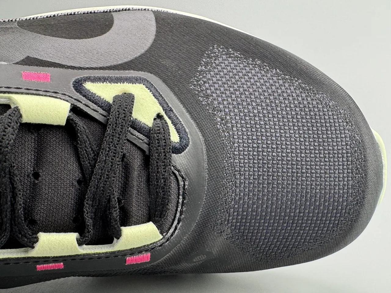 On Cloudmonster Black Pink White Chaussures de course 6