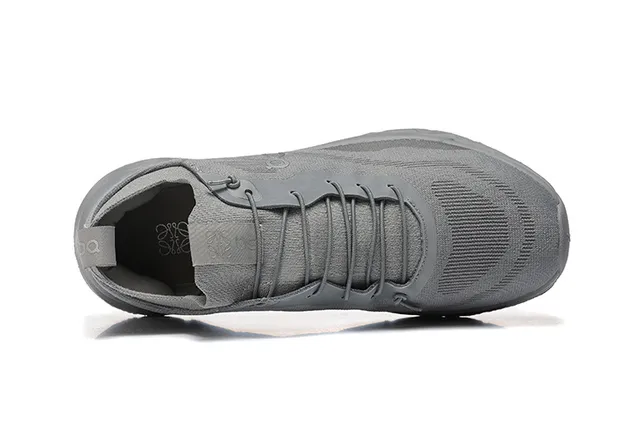 ON Parte superior gris de punto Celular abierto CloudTec Fase Suela media Zapatos de running 3