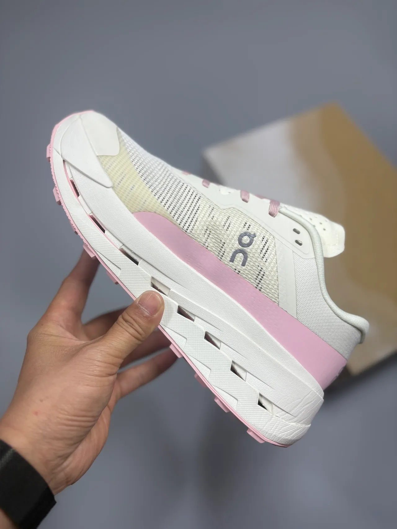 On chaussures de course blanc rose Helion semelle intermédiaire chaussures de course 3