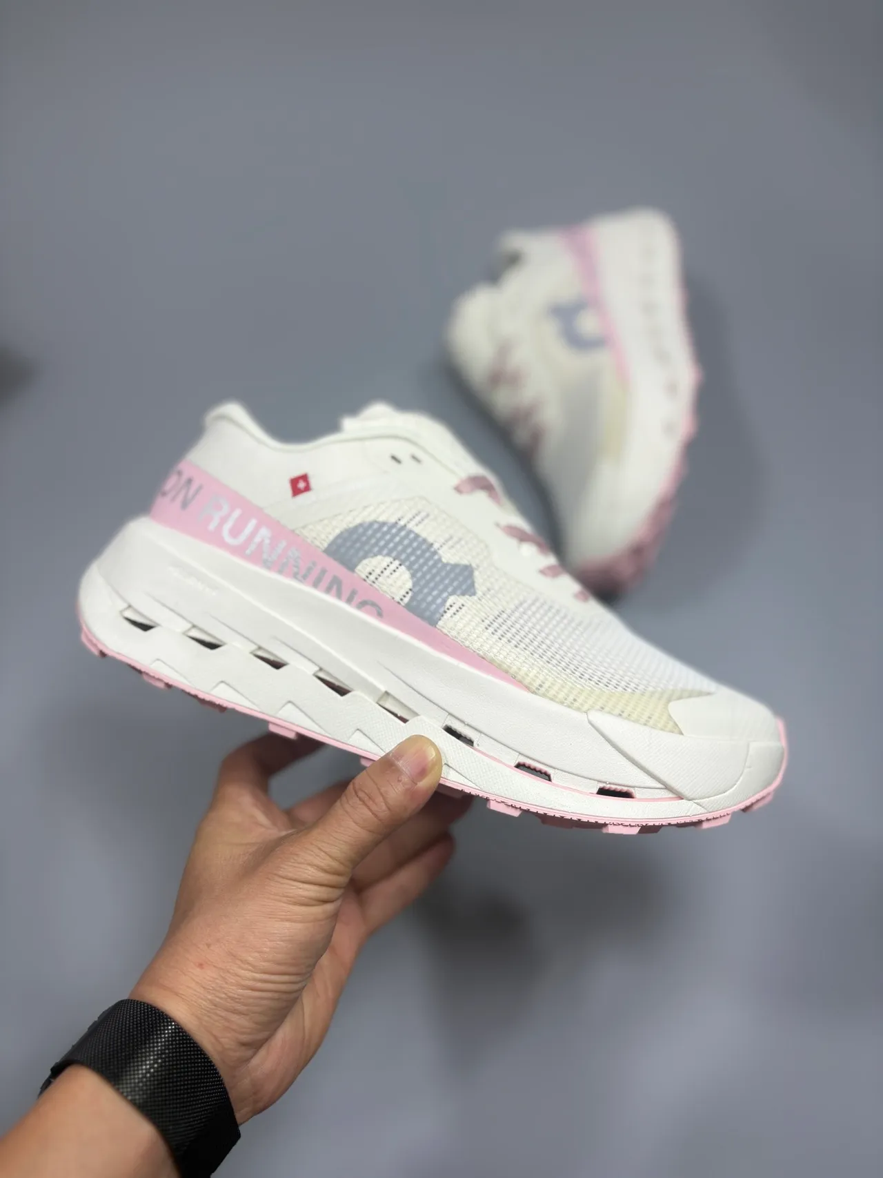 On chaussures de course blanc rose Helion semelle intermédiaire chaussures de course 4