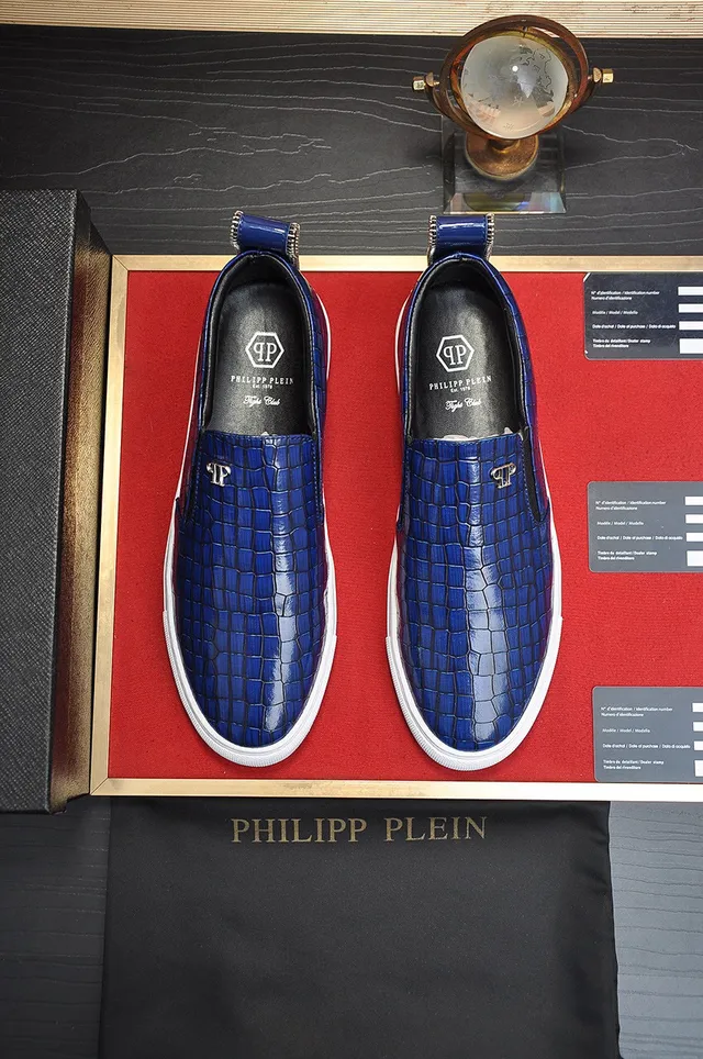 Philipp Plein क्रॉक-एम्बॉस्ड नीला स्लिप-ऑन लोफर 9