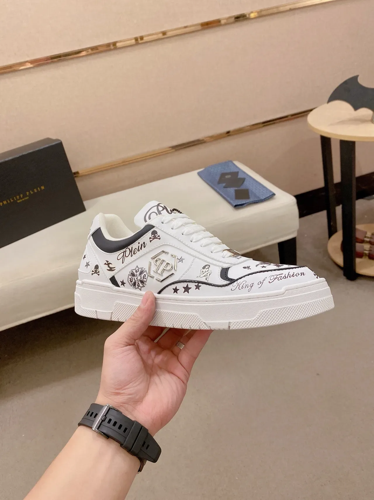 Philipp Plein Lifestyle Sneaker White Black Leather Upper Contrast Panels Lifestyle Sneakers 4