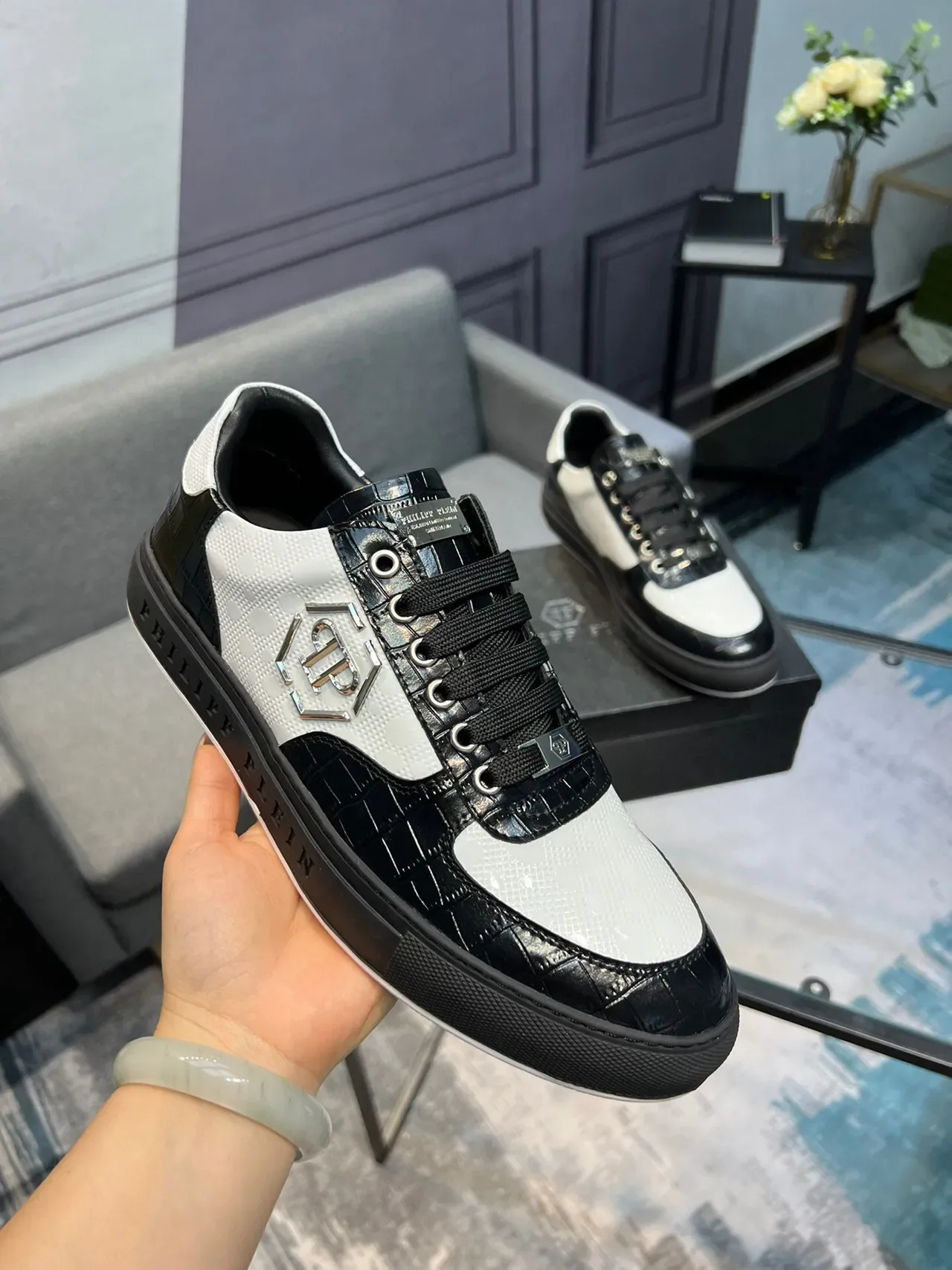 Philipp Plein Sport Tênis Lifestyle Preto Branco Patente Croc-Embossed Overlays Painéis Texturizados 5