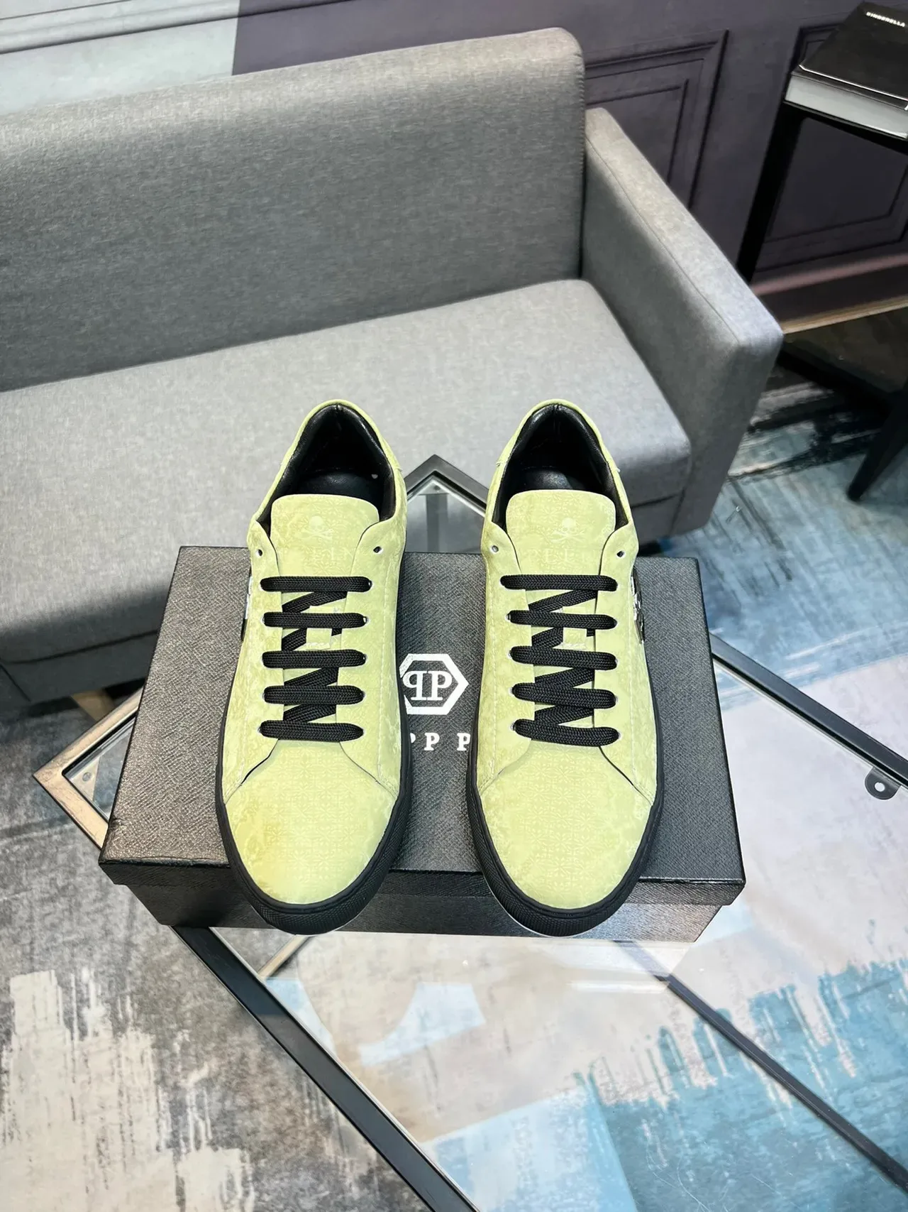 Philipp Plein Amarillo Negro Zapatillas Lifestyle de Bajo Top Textura de Ante 2