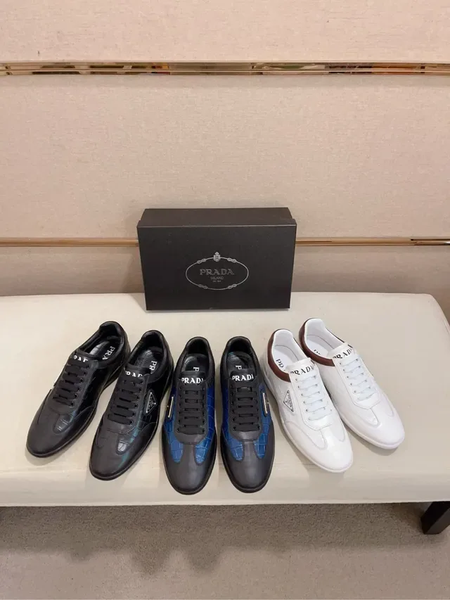 Prada Black Blue Crocodile-Embossed Leather Triangular Logo Plaque Lifestyle Sneakers 2
