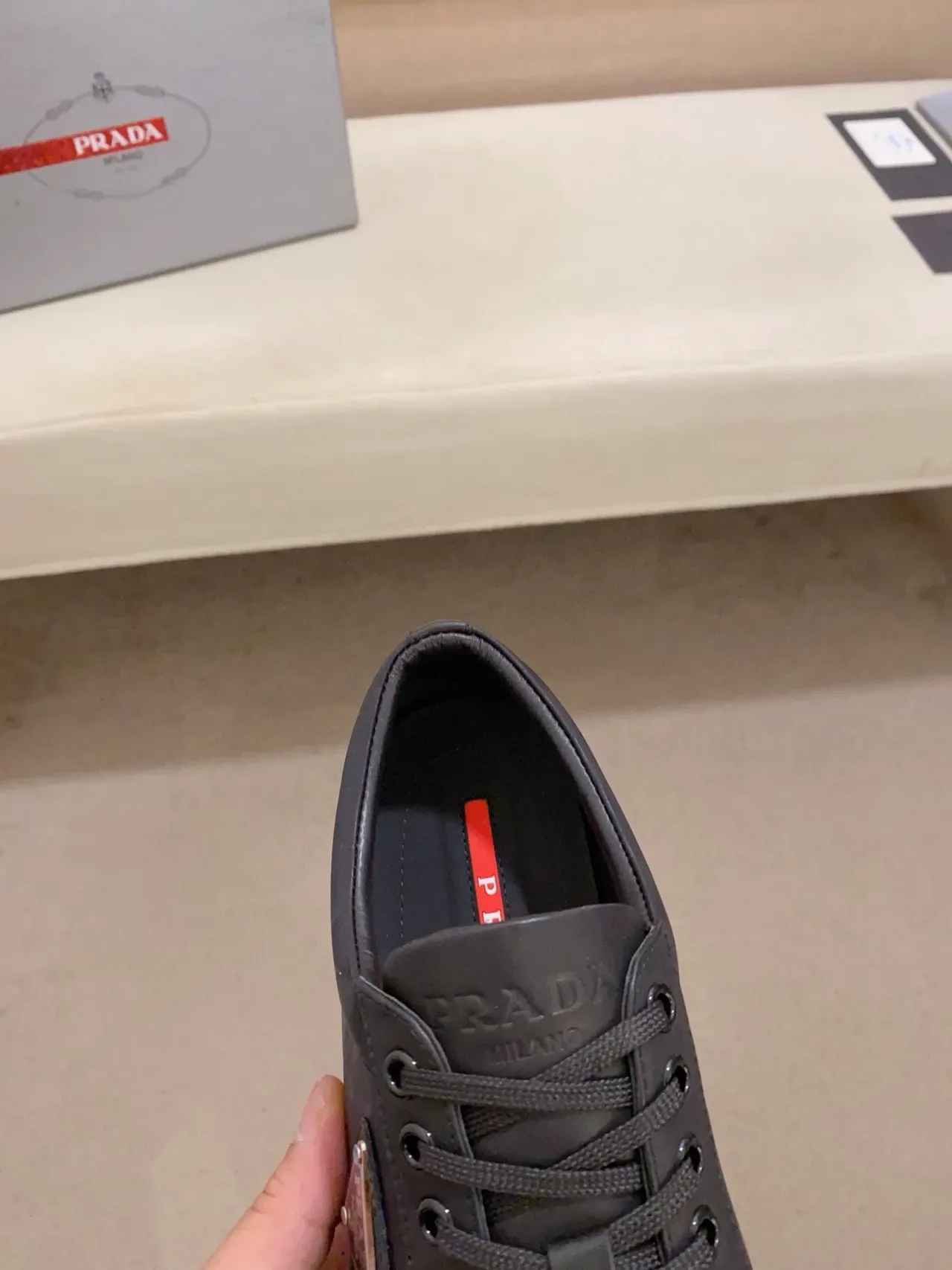 Prada Sneaker Lifestyle Preto Geométrico Matelassado Low-Top 4
