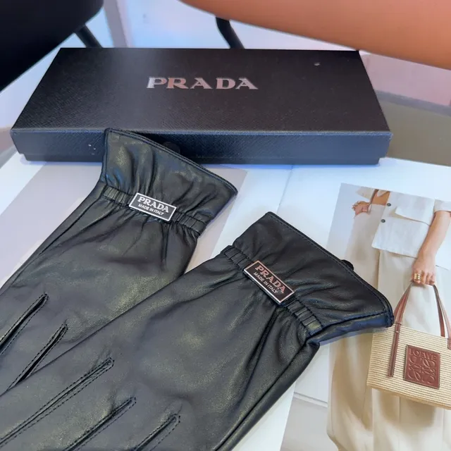 Prada guantes de cuero negro suave con puño elástico ribeteado 3