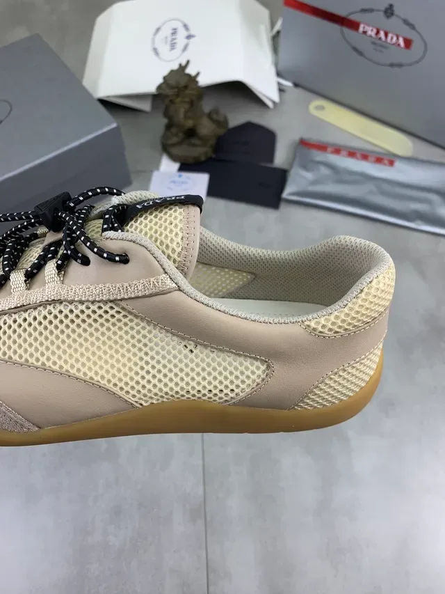 Prada Cloudbust Bege Malha e Camurça Tênis Lifestyle 3