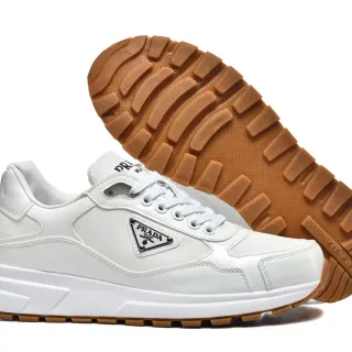 Prada Cloudbust 白灰生活方式运动鞋