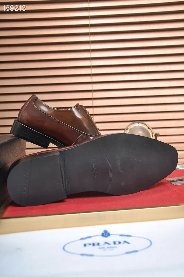 Prada Chaussures Oxford Marron Poli Brogue Cap-Toe 2