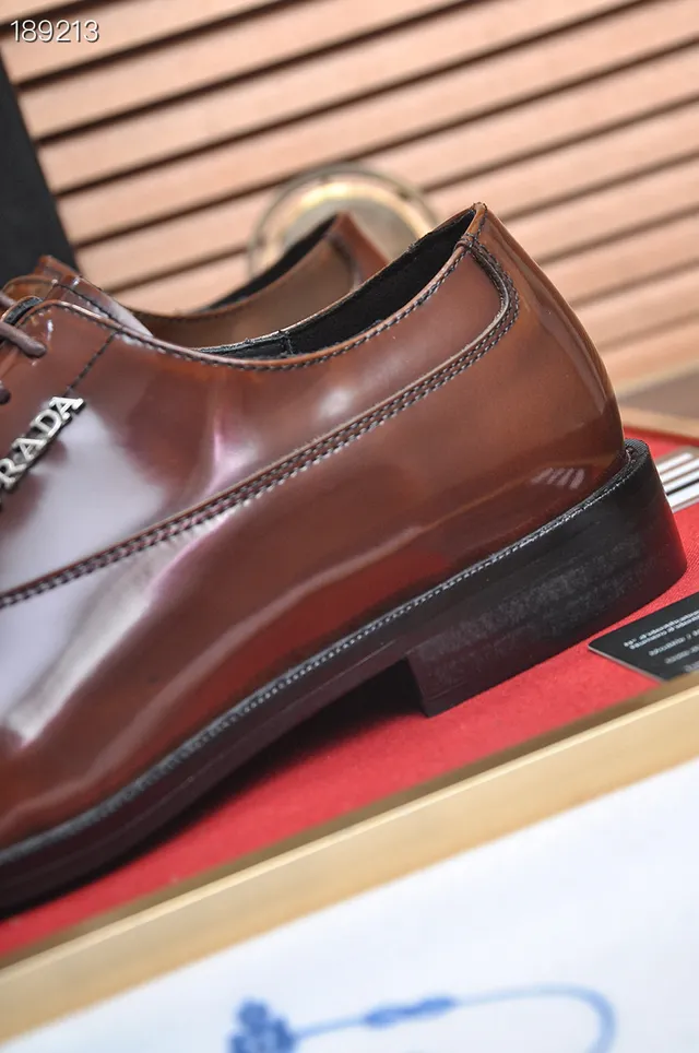 Prada Chaussures Oxford Marron Poli Brogue Cap-Toe 4