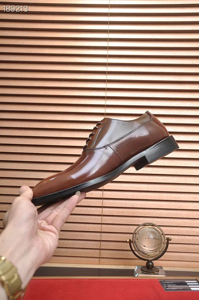 Prada Chaussures Oxford Marron Poli Brogue Cap-Toe 6