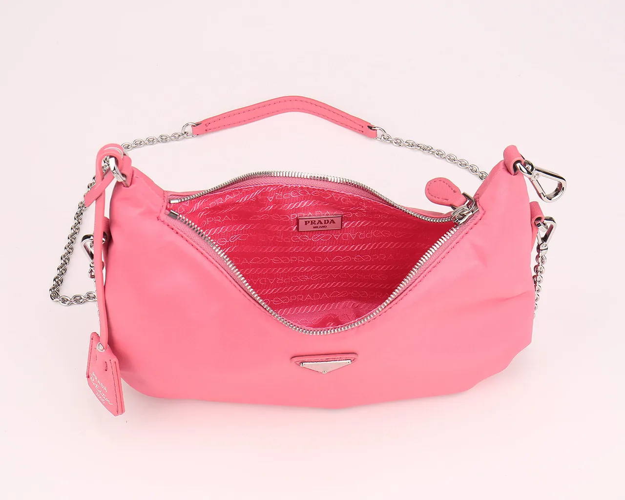 Prada Re-Edition 2005 粉色新月链包 2