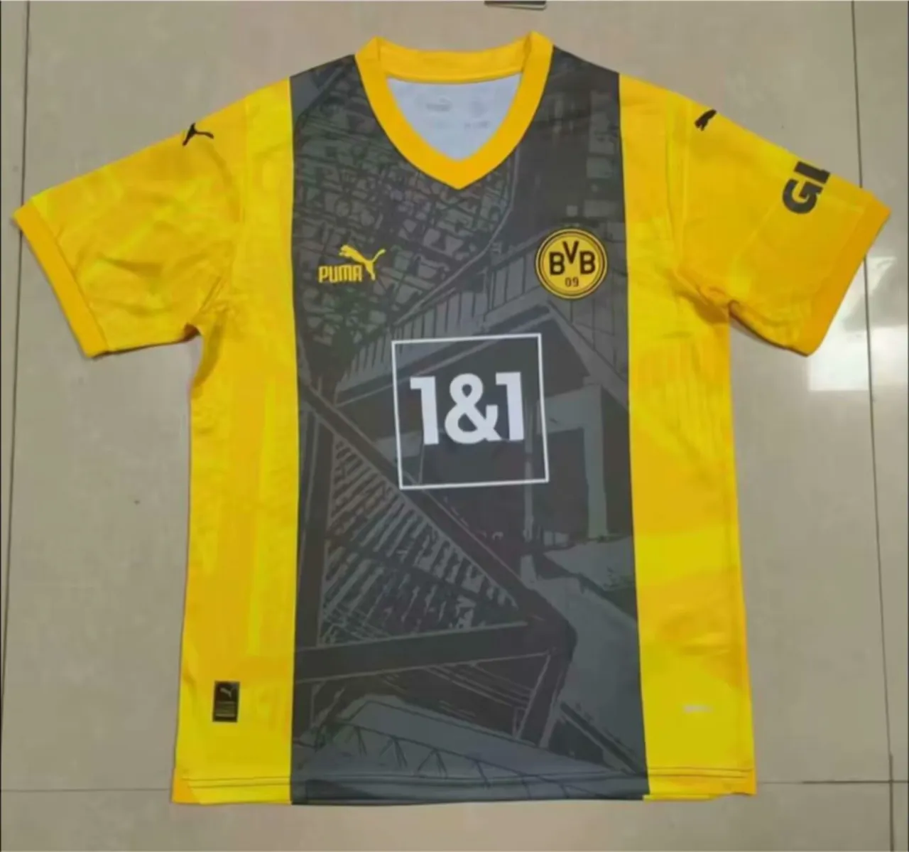 Puma Borussia Dortmund 2022–23 তৃতীয় হলুদ ধূসর অঙ্কিত মুদ্রণ জার্সি 3